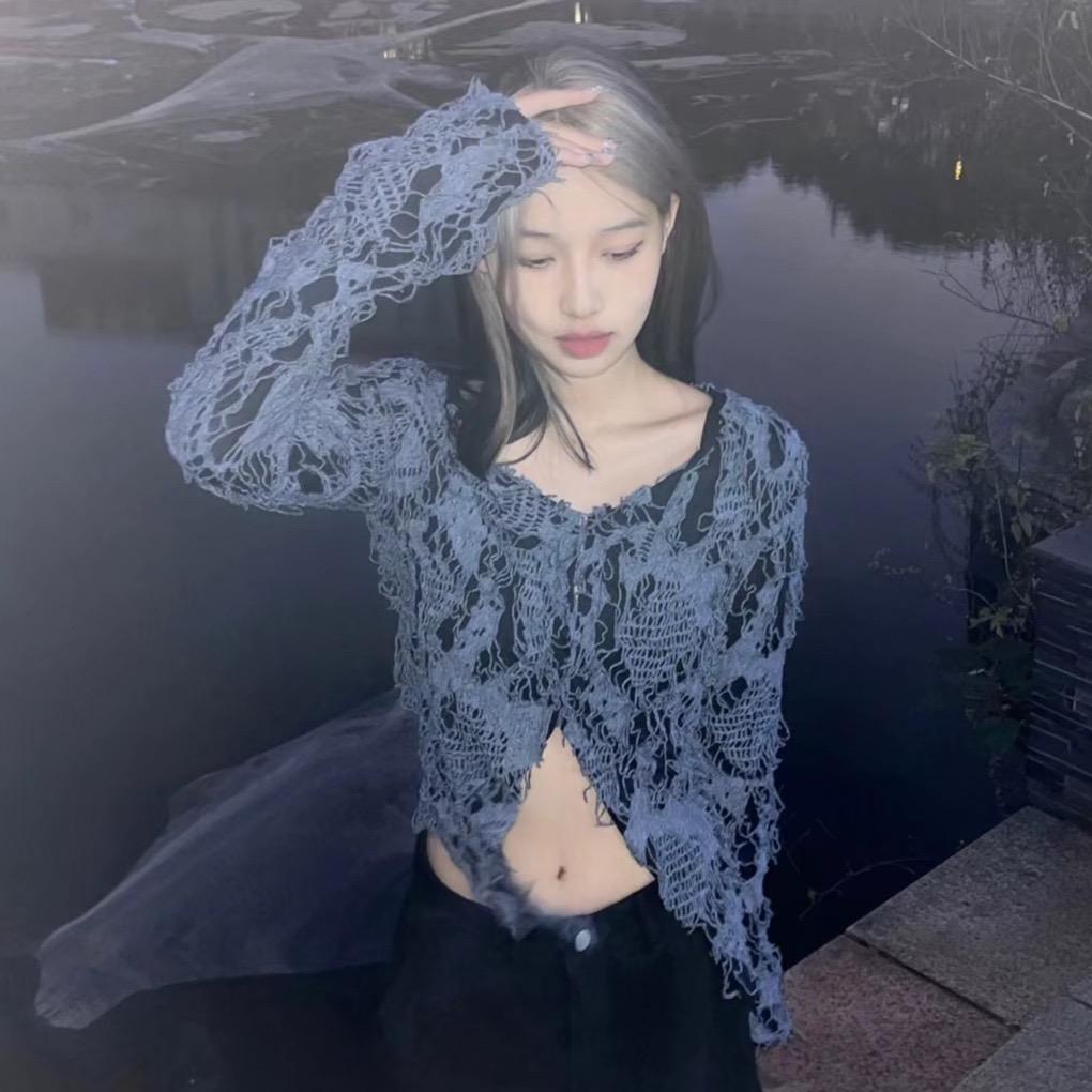 爱吃香菜.