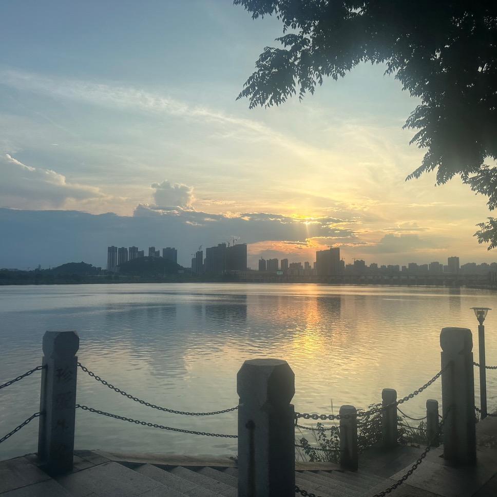 喜欢烟的味道，小号