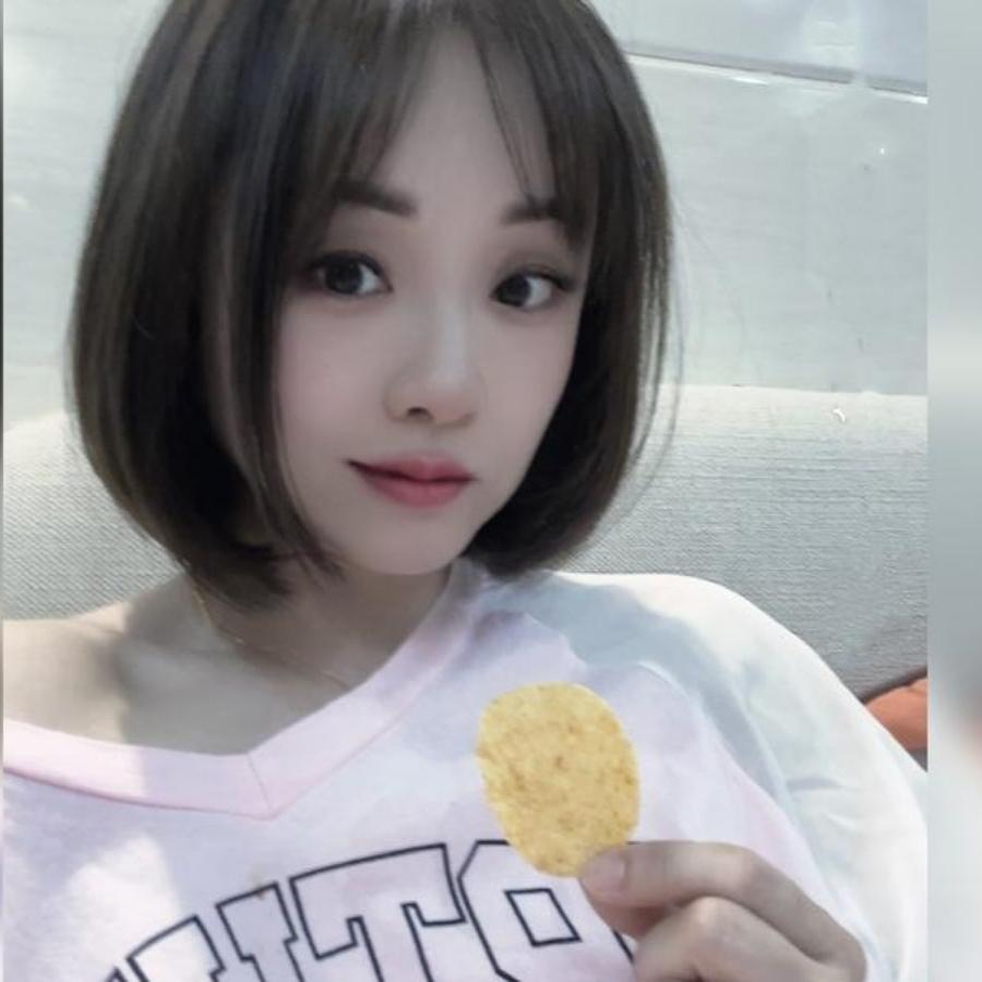 只记花开不记年@周若琳