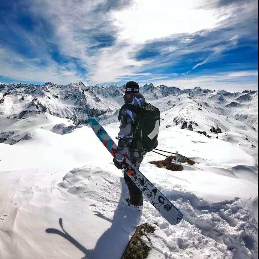 A.杭州领队阿斌