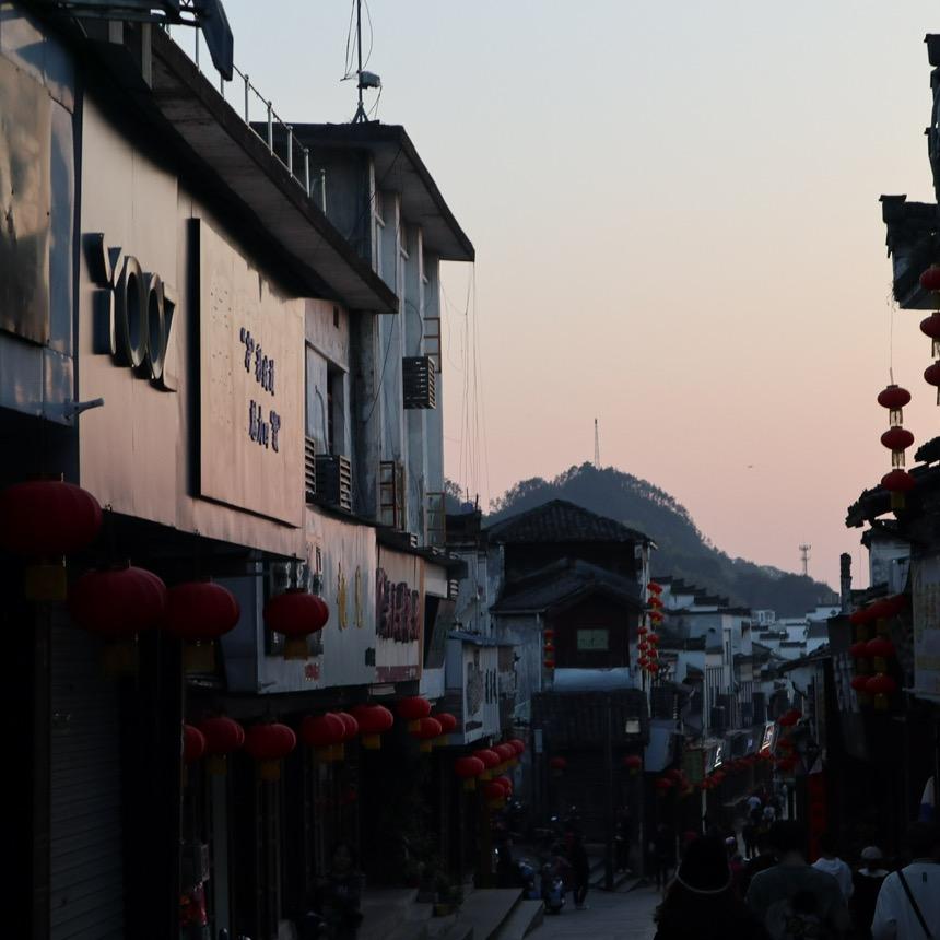 徽韵传承.与爱同行实践团