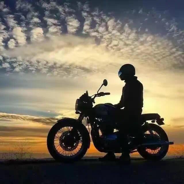 阿华玩机车