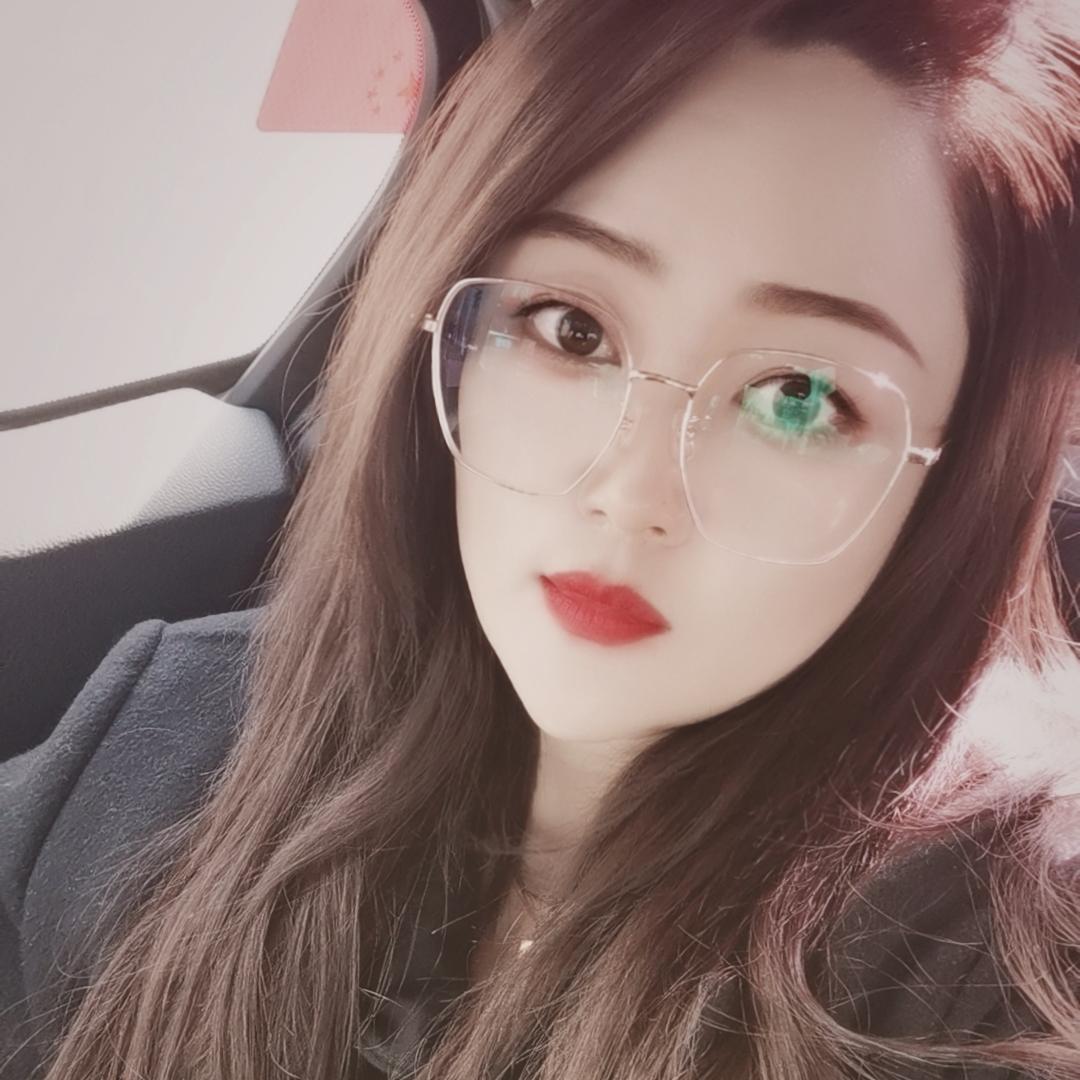 不吃香菜的六六