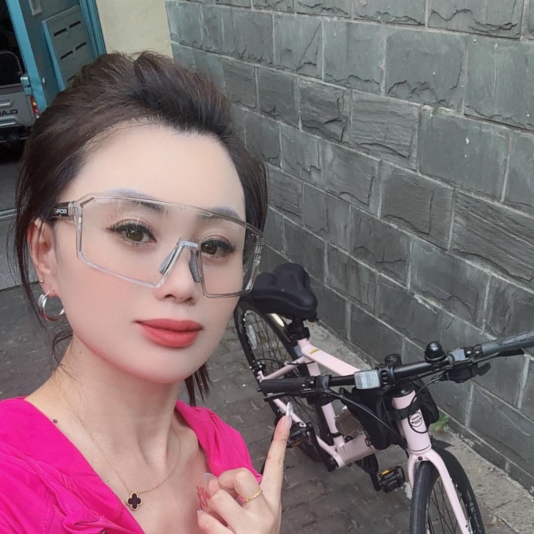 琳琳哒