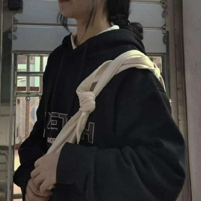 杨潆泓.顺汇嘉尚