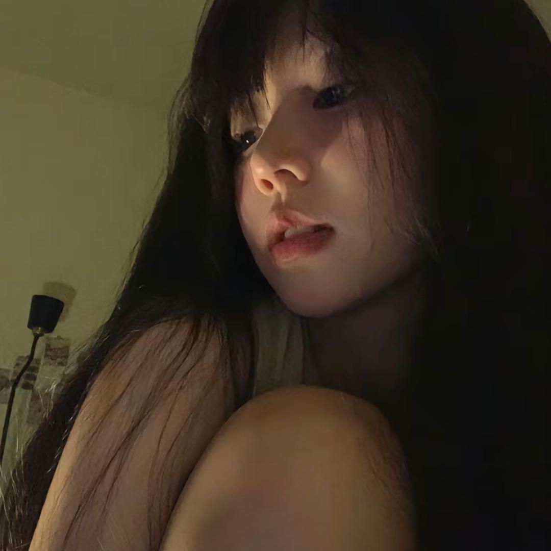 翩翩（晚上12点开播）