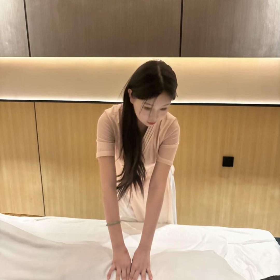 甜甜在簇桥