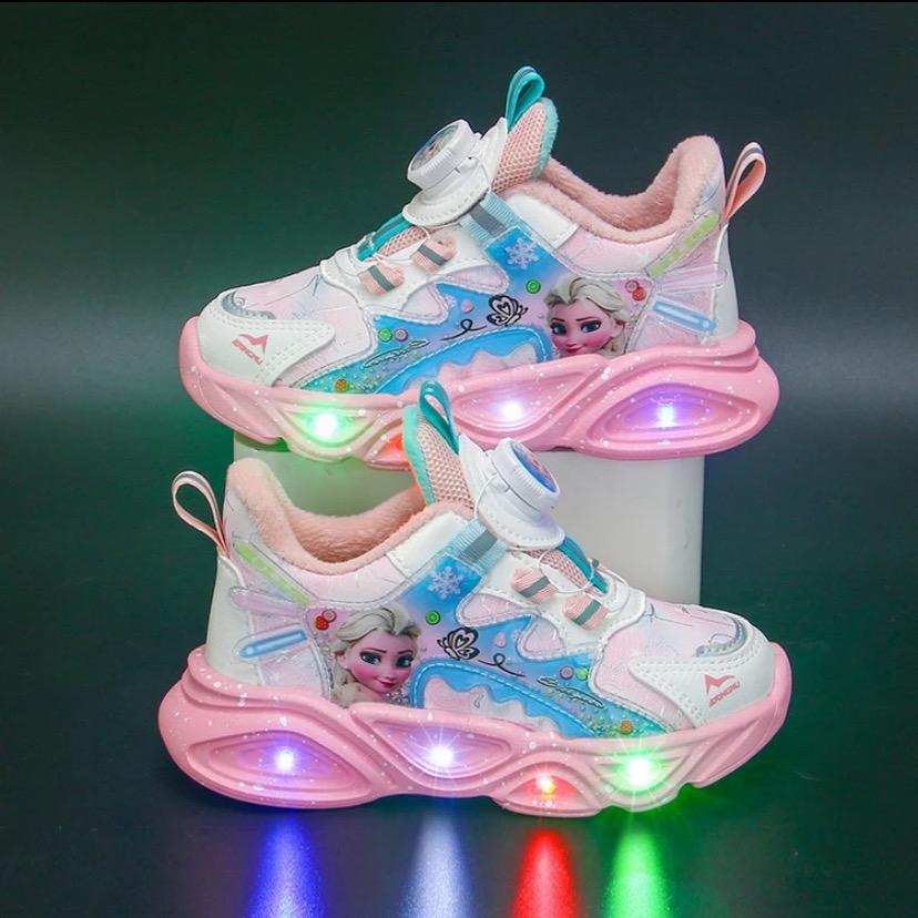 欣儿小公主童鞋