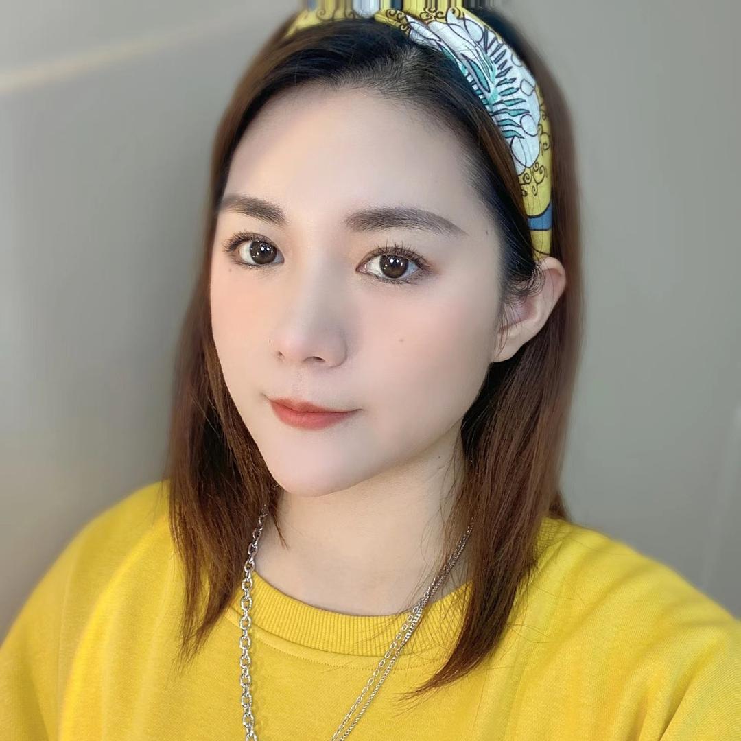 艾理理服饰店