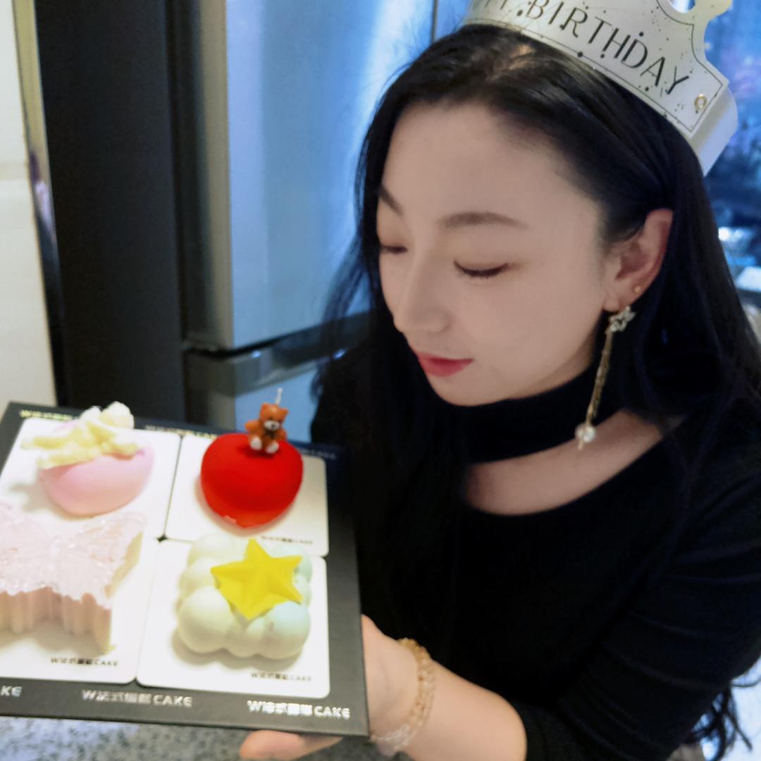 莉莉家轻奢女鞋