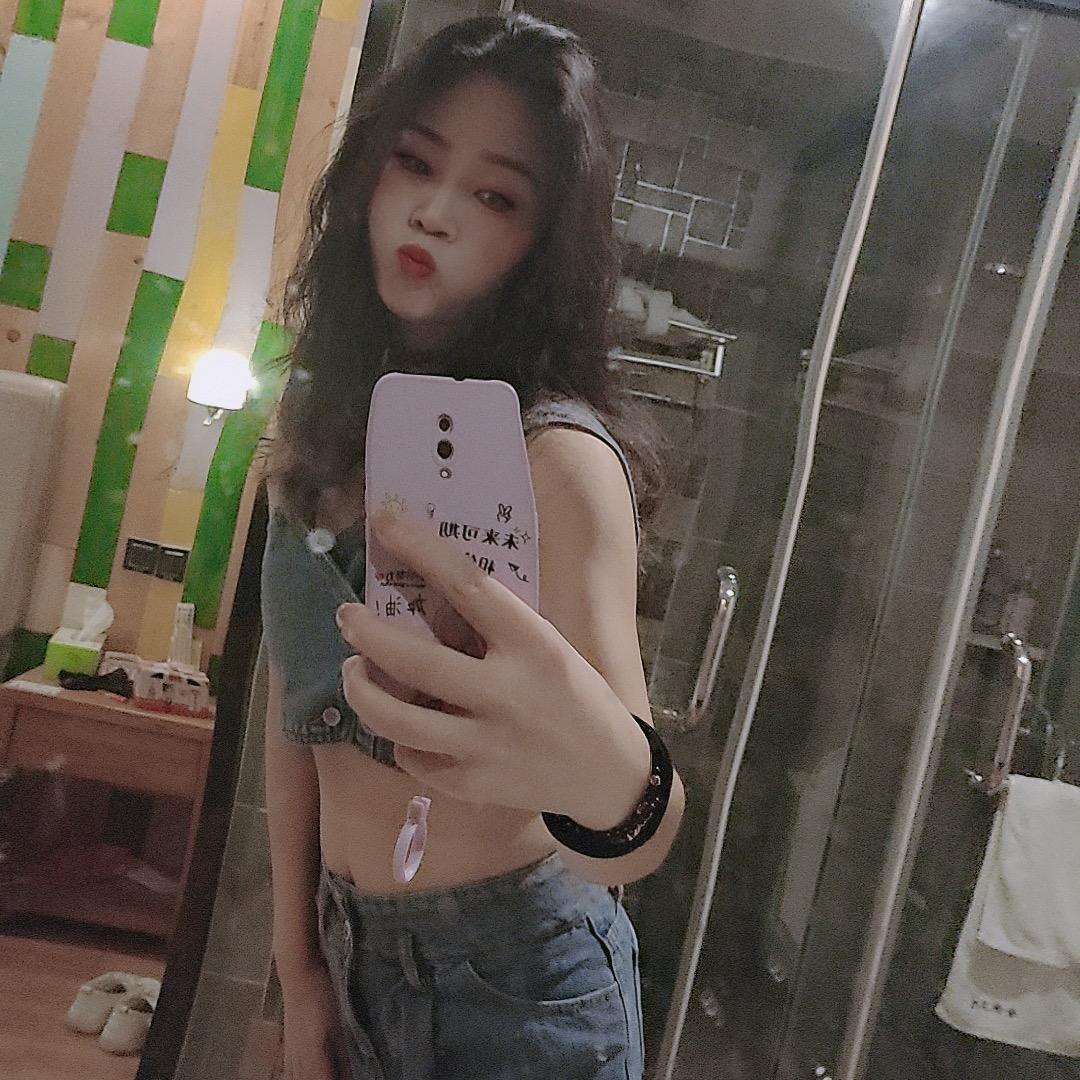 华儿魔术川剧变脸