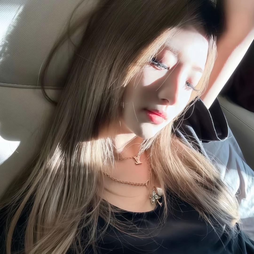 婷.Y