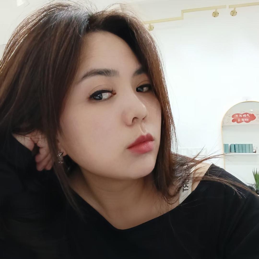 👑家居水汪汪合伙人莲姐