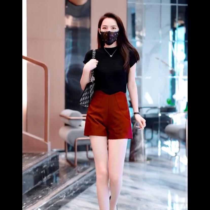 珞柔株洲侑莫服饰有限公司女装专卖店