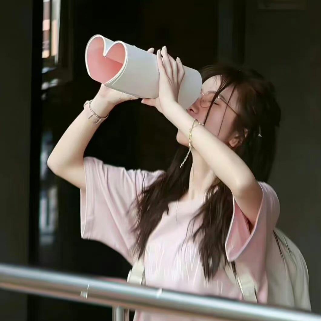 聪明勤奋的面包蟹