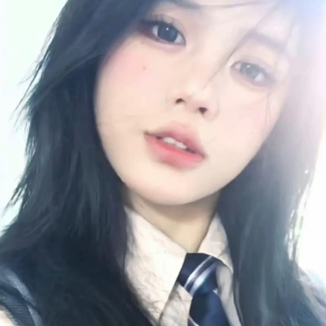久西奈嘢.