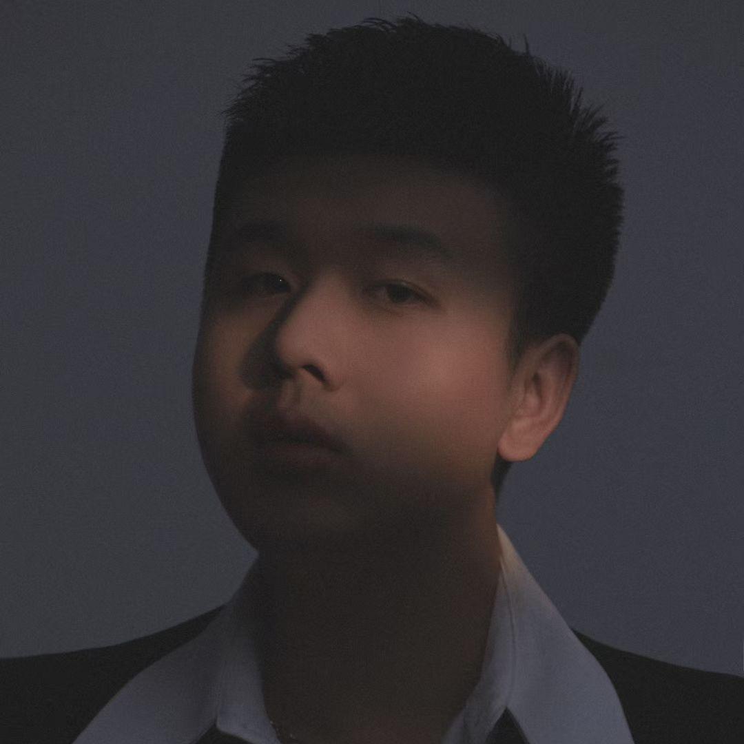W摄影师