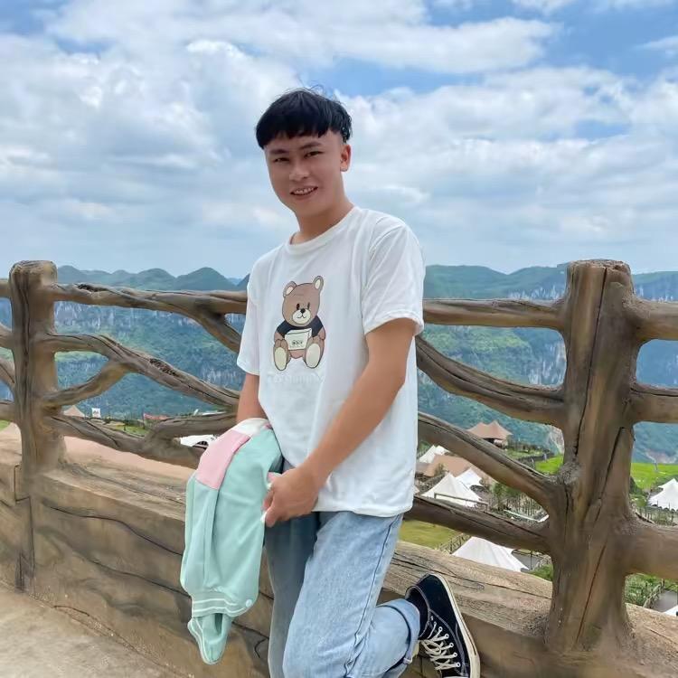 马沁龙（小龙锅）