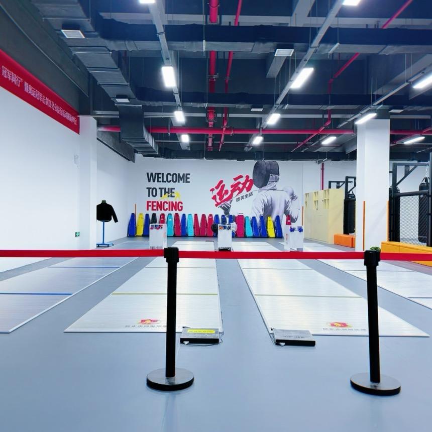 居正击剑（杭州市职工文化中心馆）