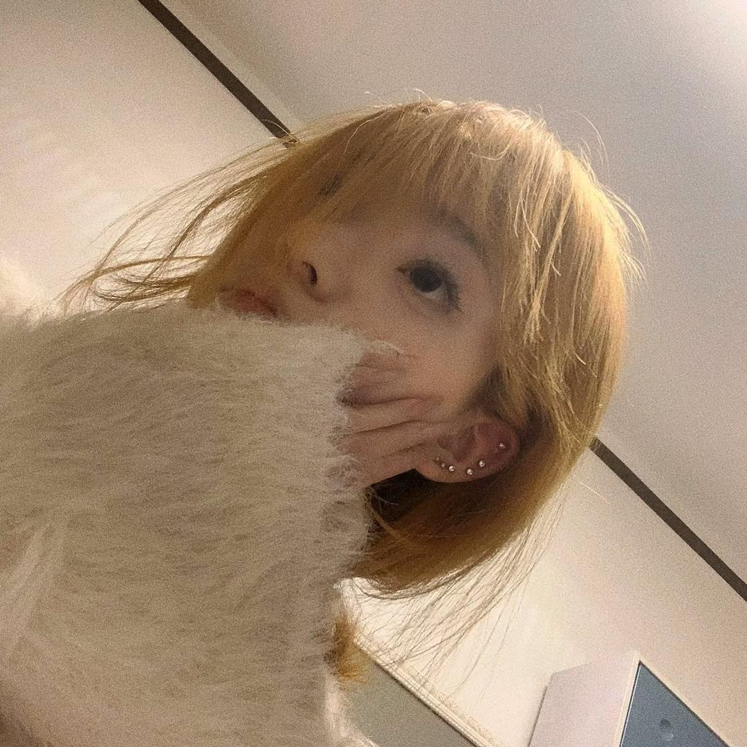 娜、