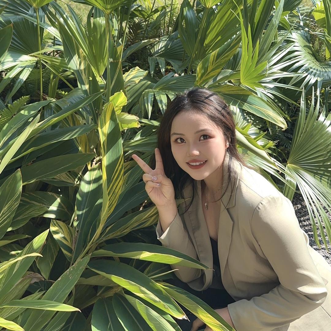 雪梨今天瘦了吗