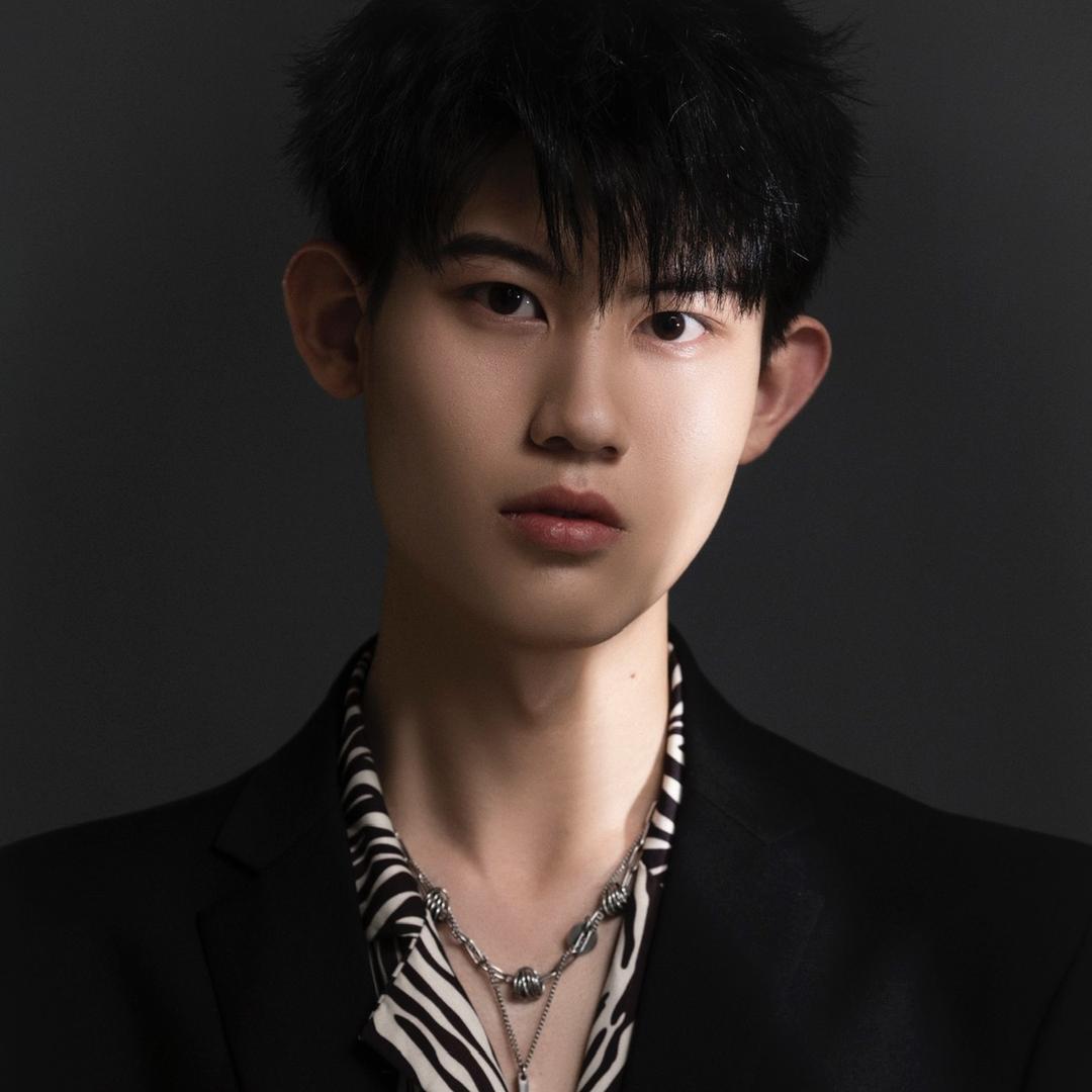 广州发型设计~梓轩