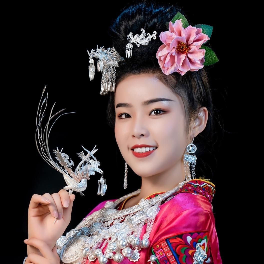 小玉兰苗媚娘