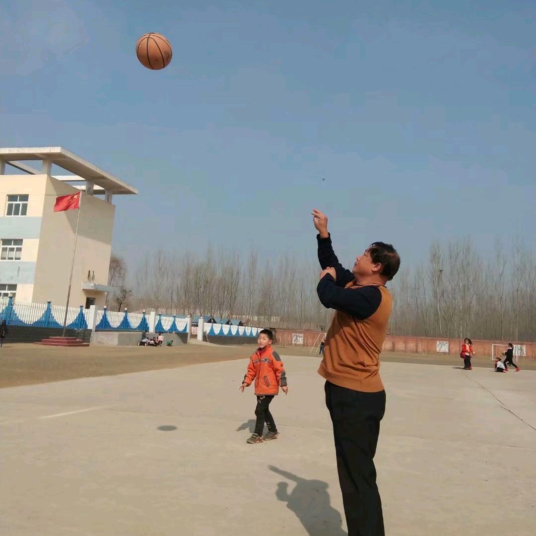 🏀老七&三哥🏀