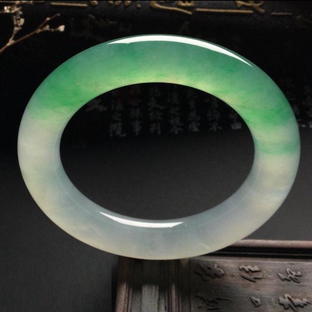 老百姓缅甸翡翠手镯之家