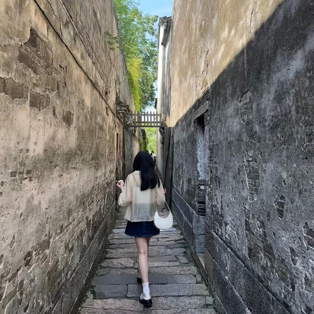 冉一一