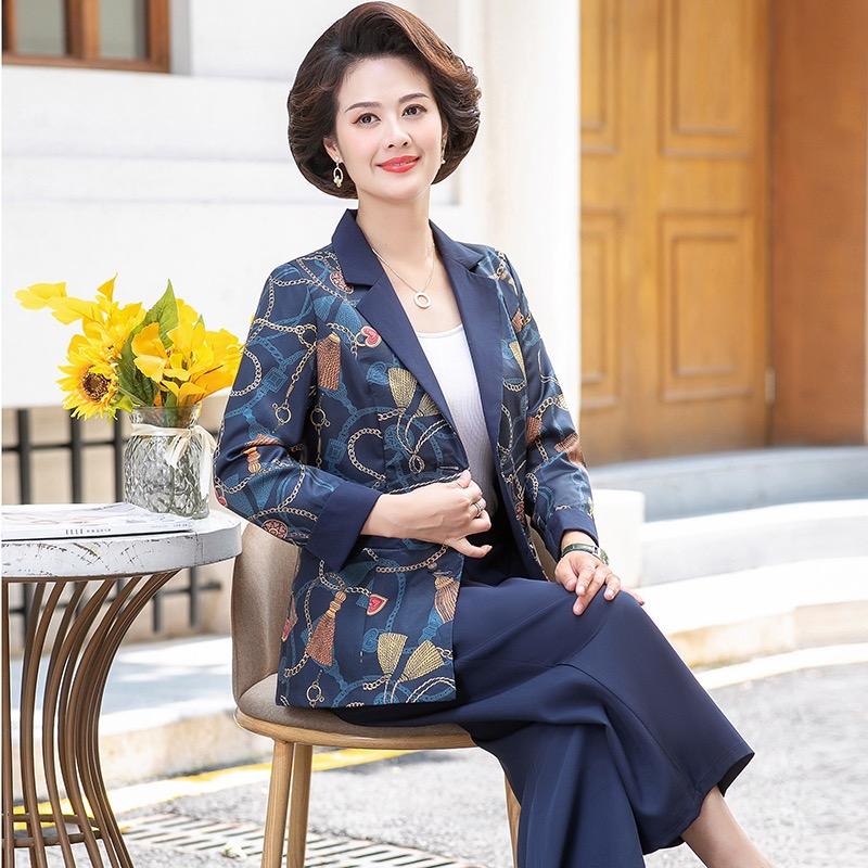 高奢莲灿妈妈装