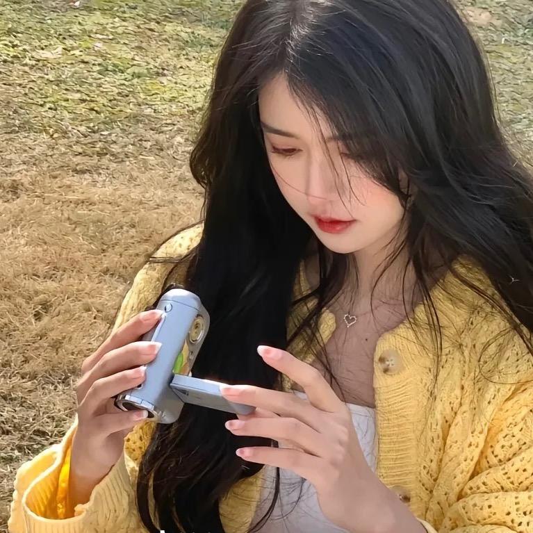 成昱彤🎤