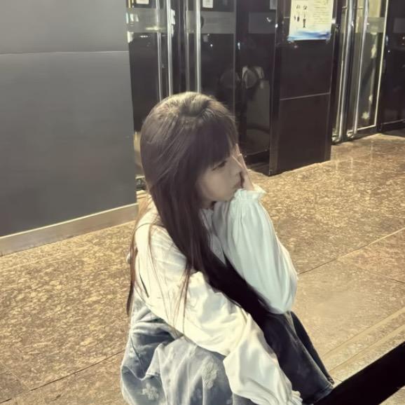 佳宝.