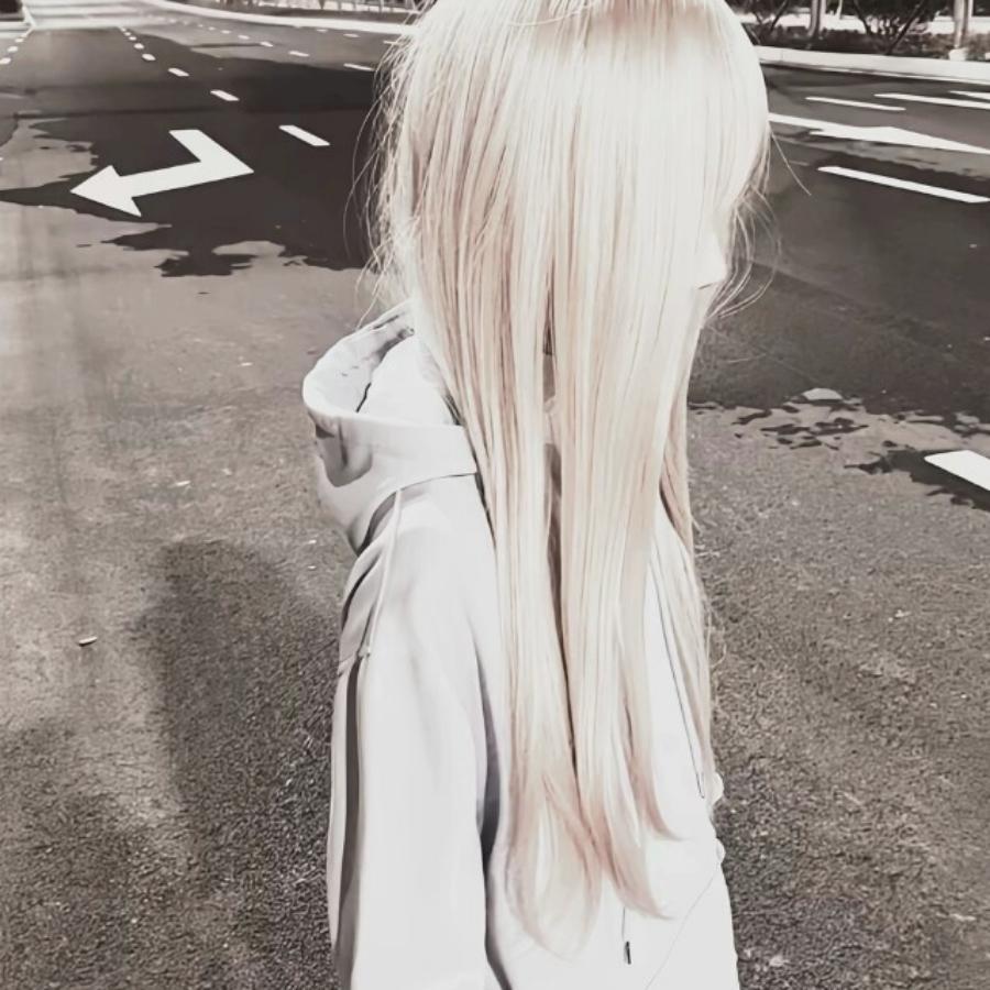 -LHQ-
