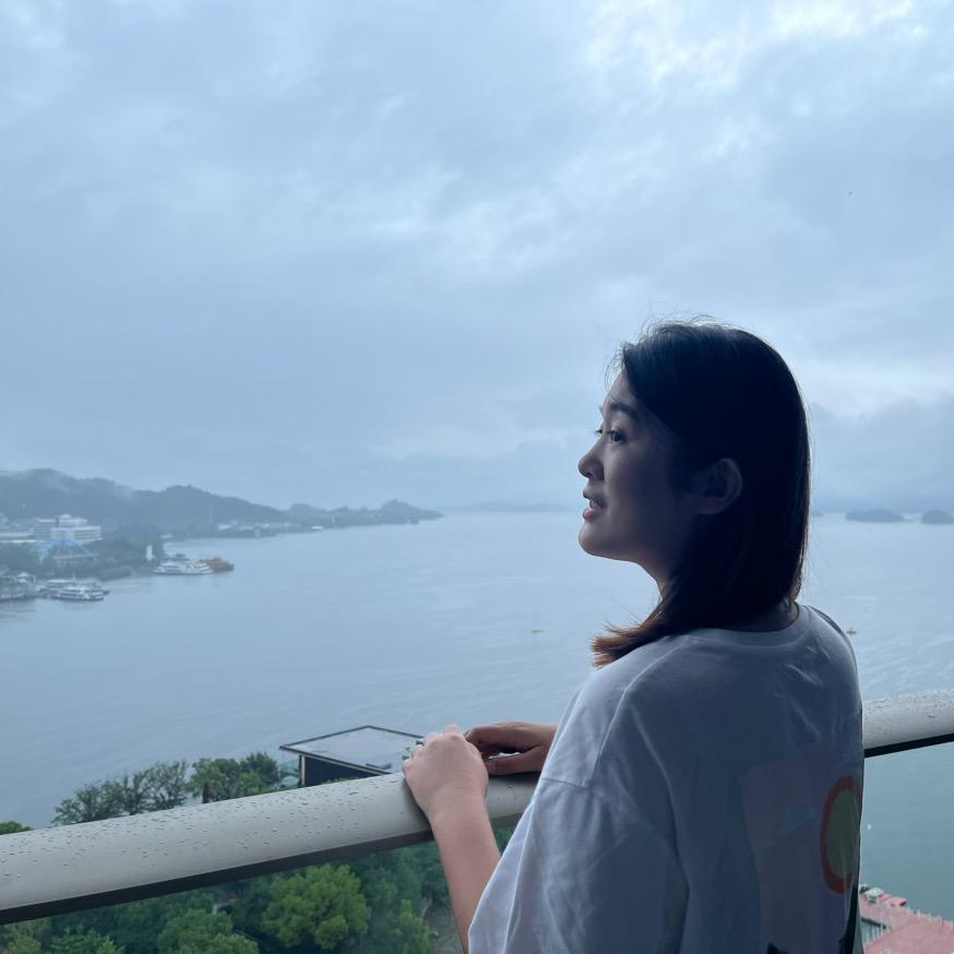 李李（首播21:20）