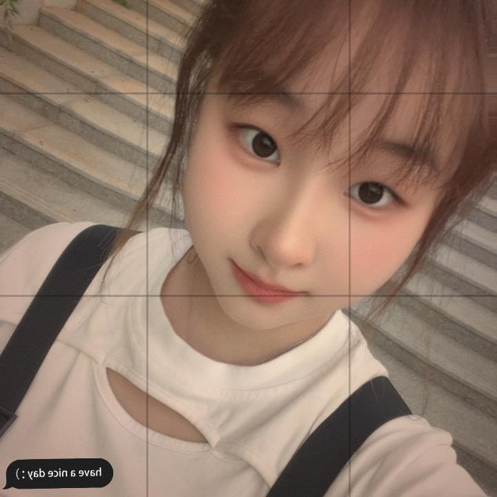 小薇很爱吃