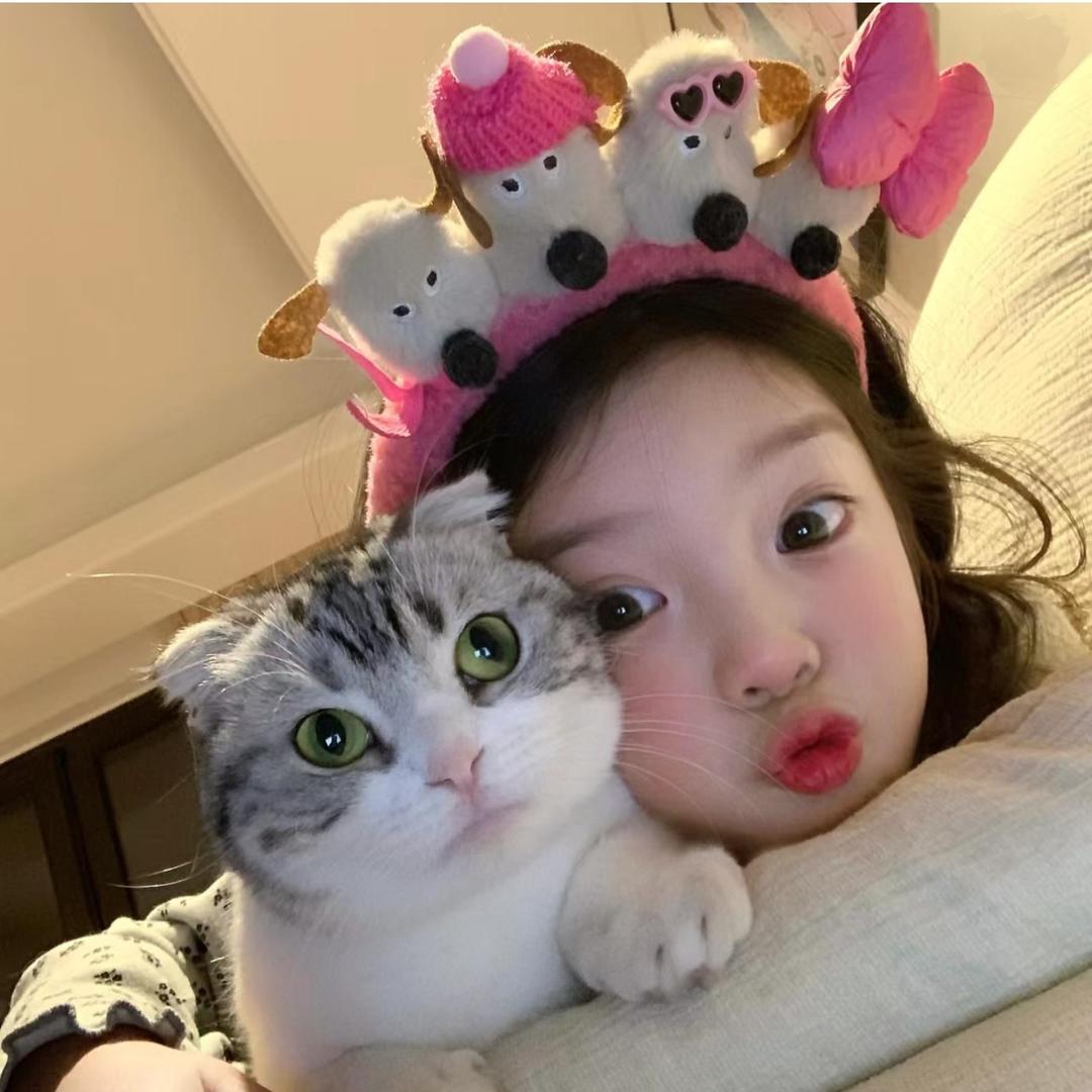 一只鱼 ^.