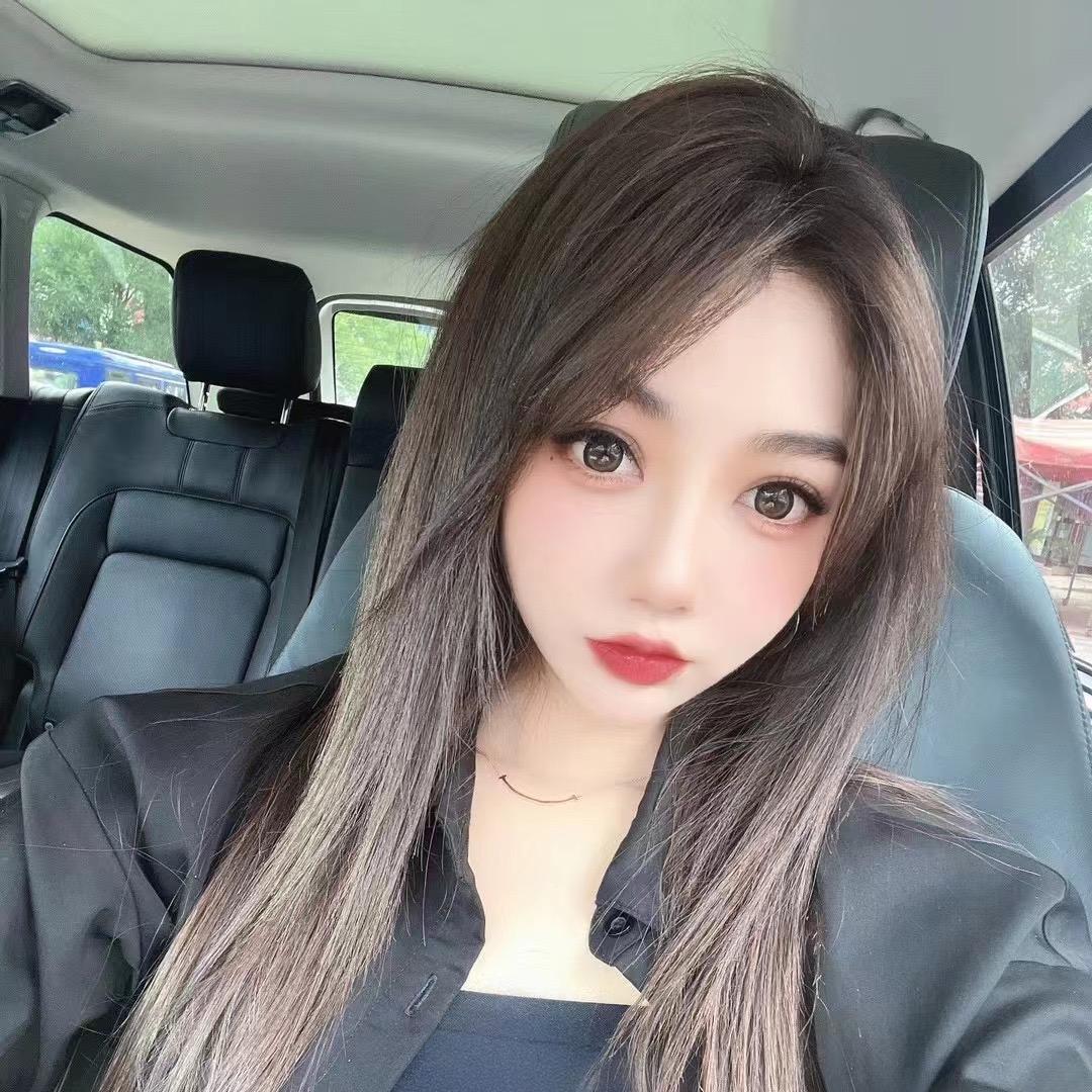 艺然服饰