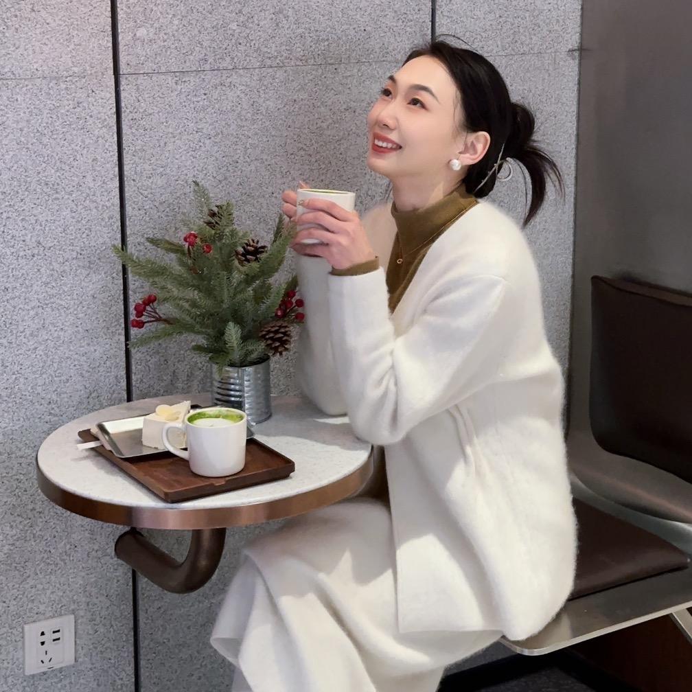 雨琦服饰工厂店