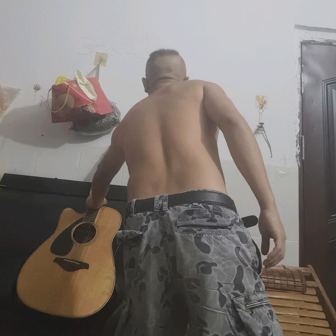 呇屯摇滚教父            之1