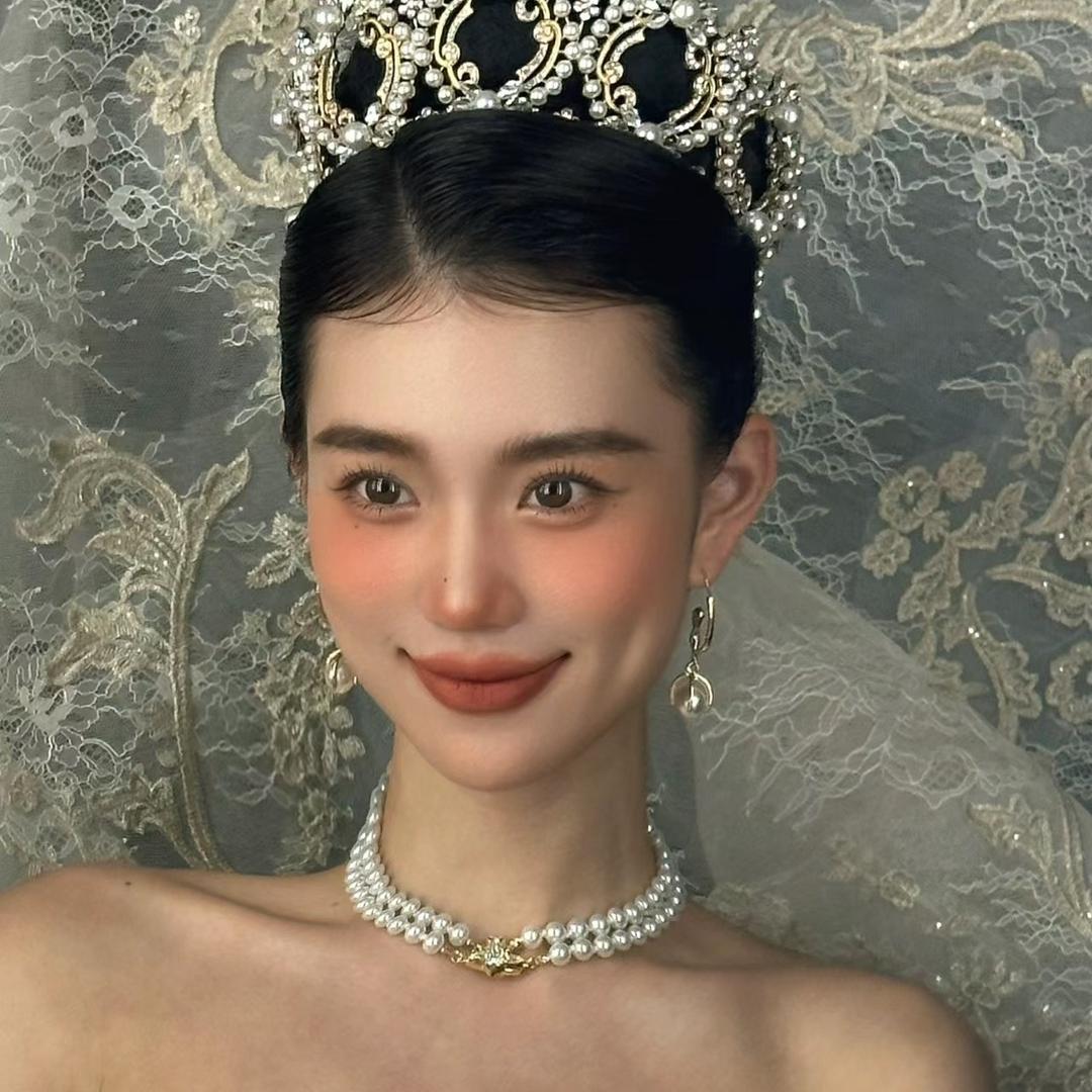 婕婕子（化妆版）
