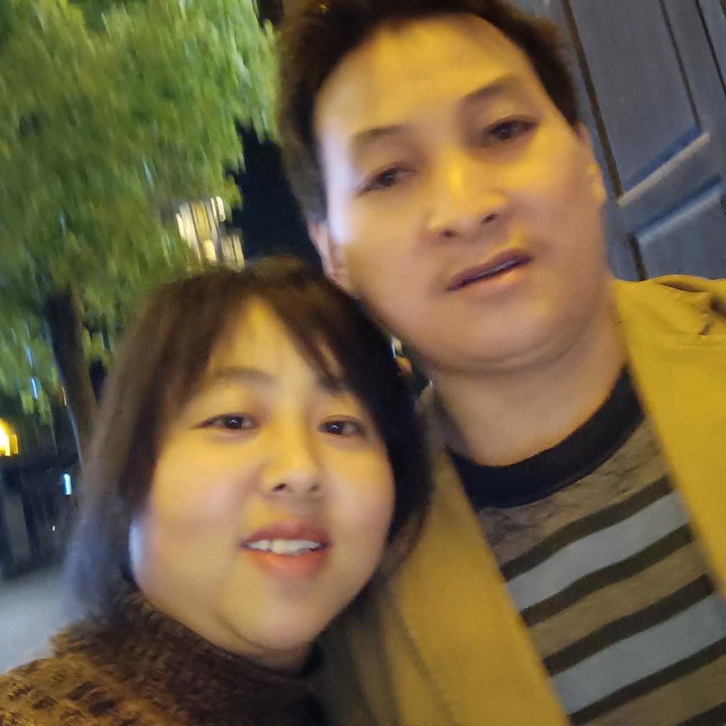 英子