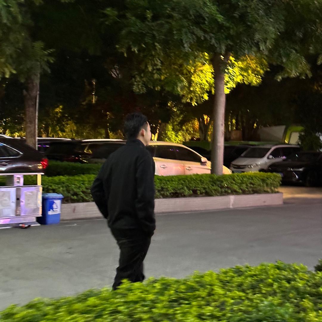 赵罗利