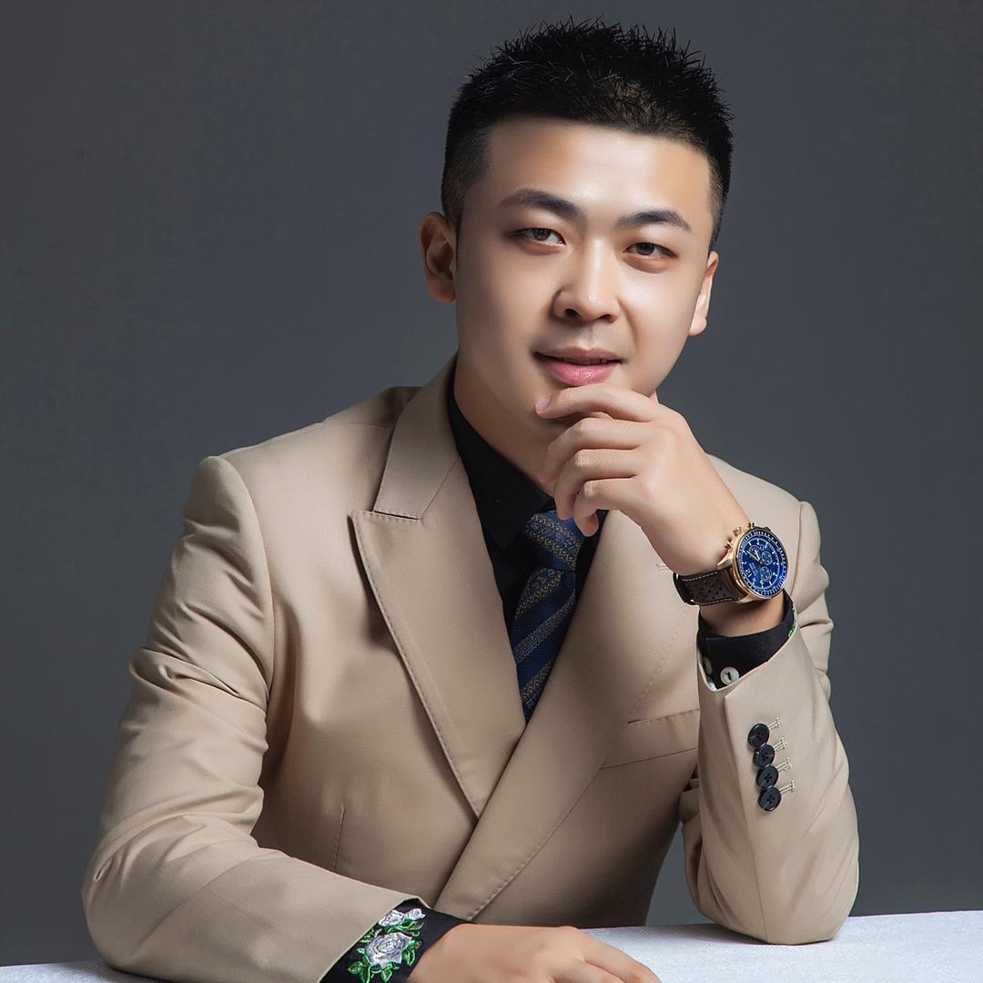 少博主持的婚礼