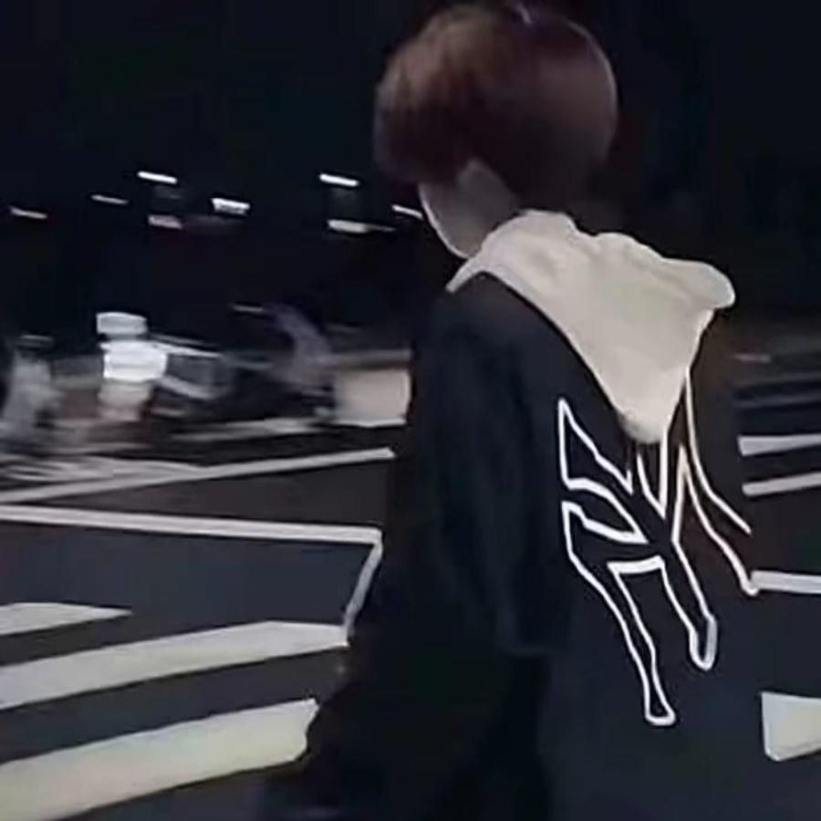 娟娟.