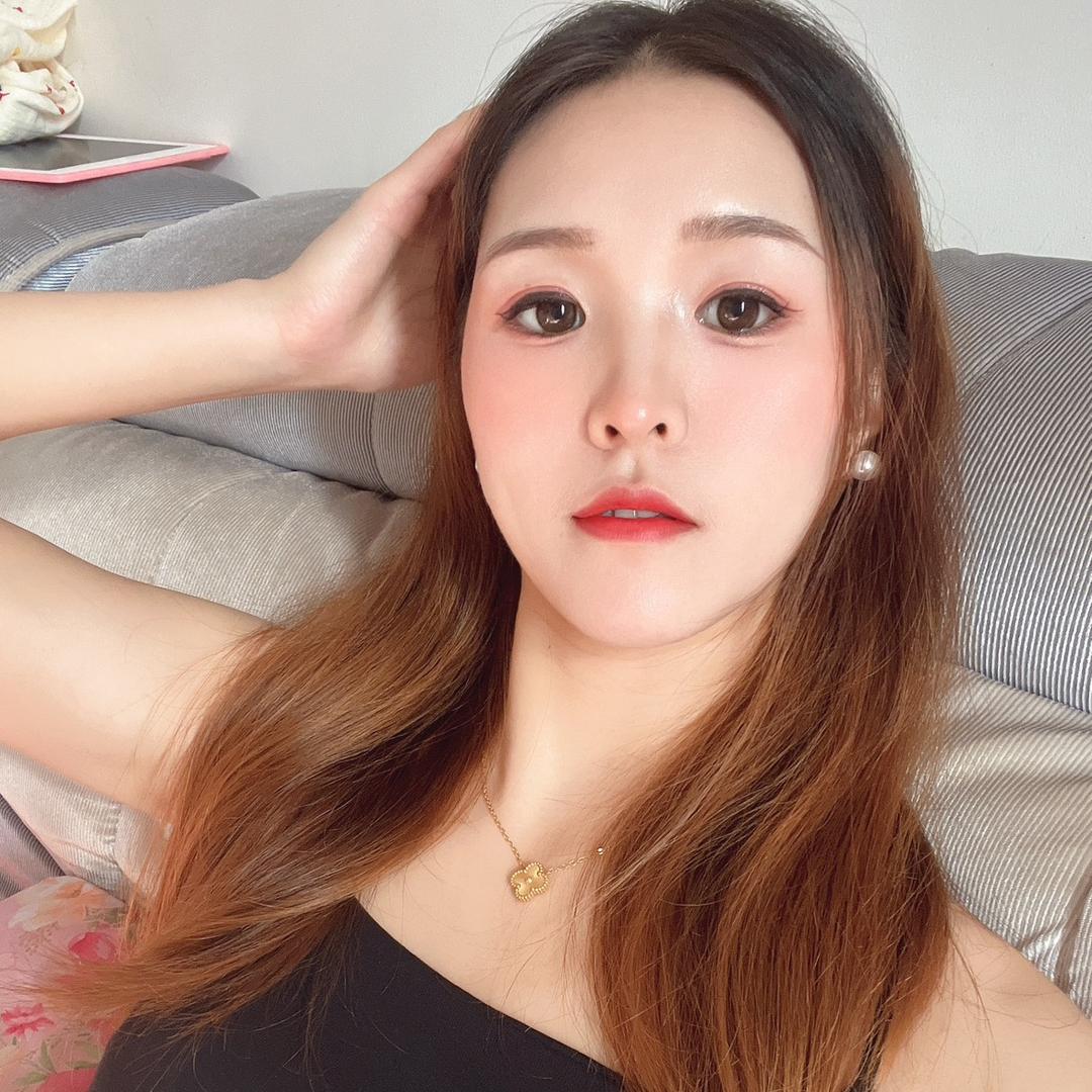 158的娇娇（梨形身材）