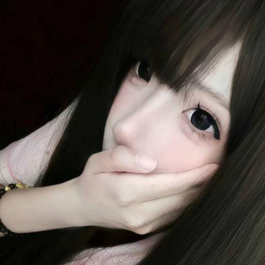 江洛璇.