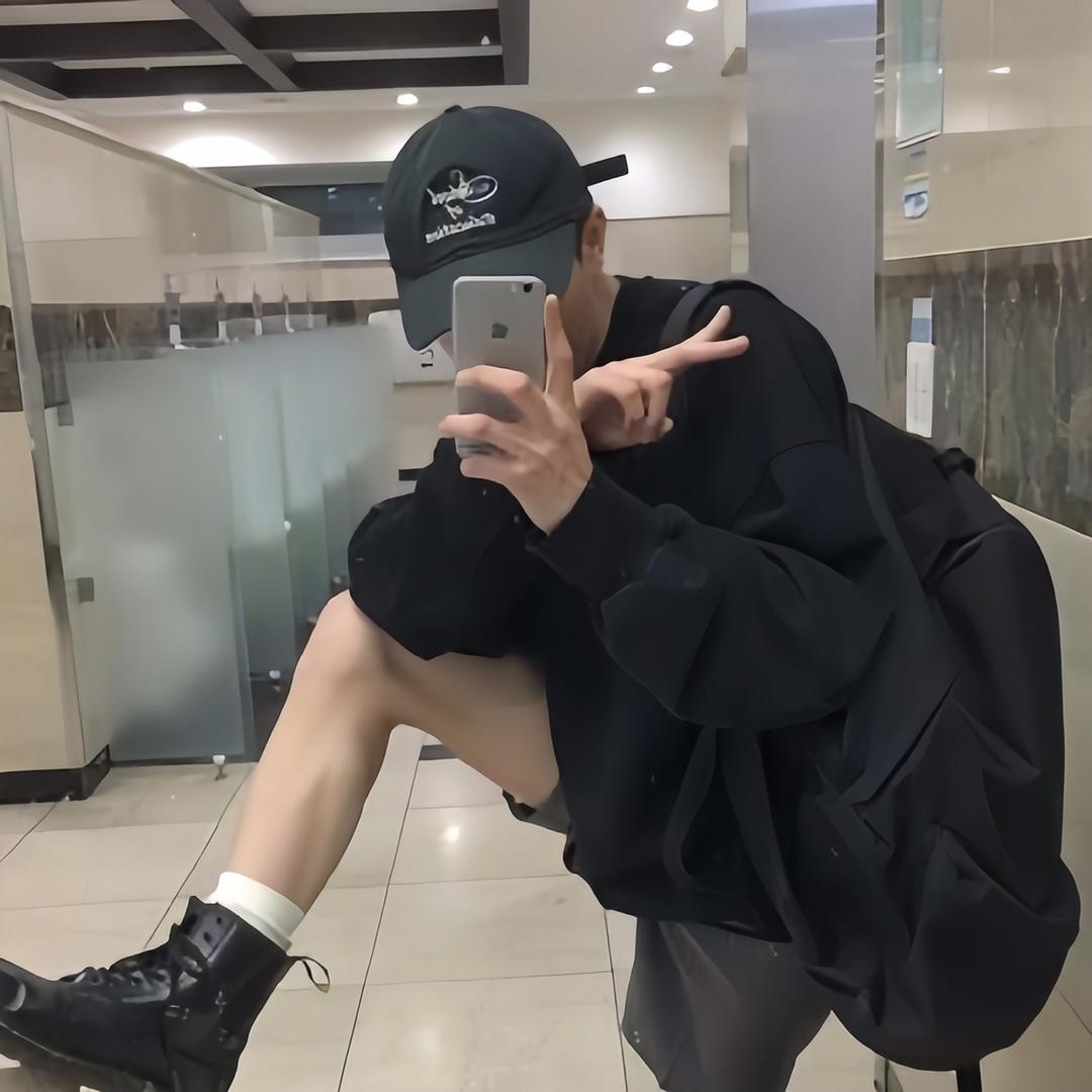 @南南