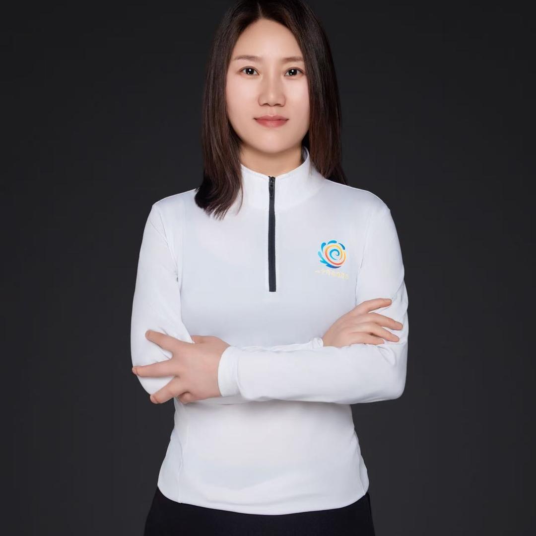 长垣市一中游泳馆小培