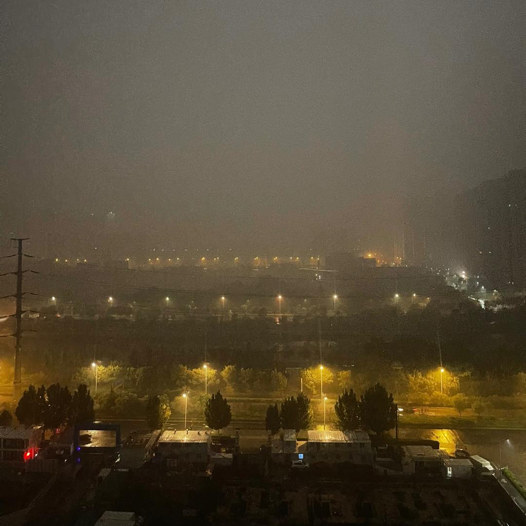 泉水洗礼我心